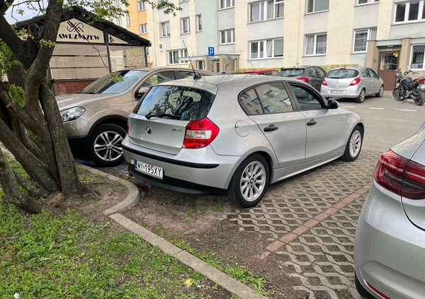 BMW Seria 1 cena 12900 przebieg: 274000, rok produkcji 2004 z Białystok małe 4